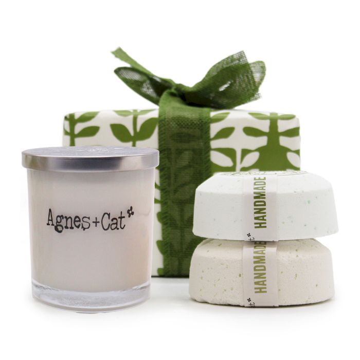 Gift Box - Rhubarb (Candle) + White Fig & Fell Berry (Fizzes)