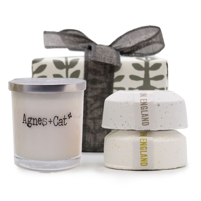 Gift Box - Velvet Moon (Candle) + Windermere & Citrus (Fizzes)